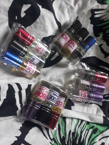 Undiluted Perfume oils ₦500 for 1pc